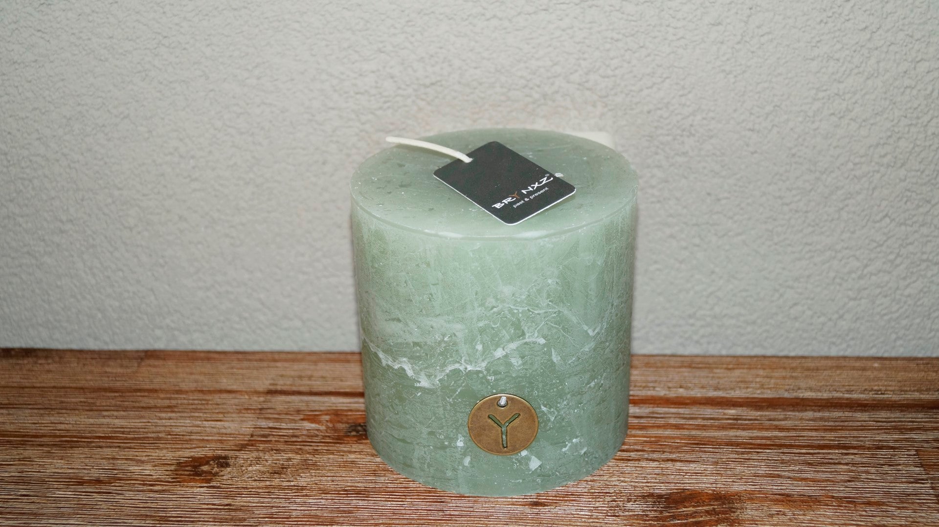 Brynxz Rustic candle sage Green 10x10 cm